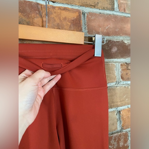 LULULEMON 2022 wunder under train high rise tight cayenne 31” size 4 - Picture 6 of 9